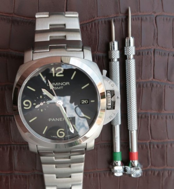 How to buy a Luminor 1950 clone watches for men in Guinea-Bissau?